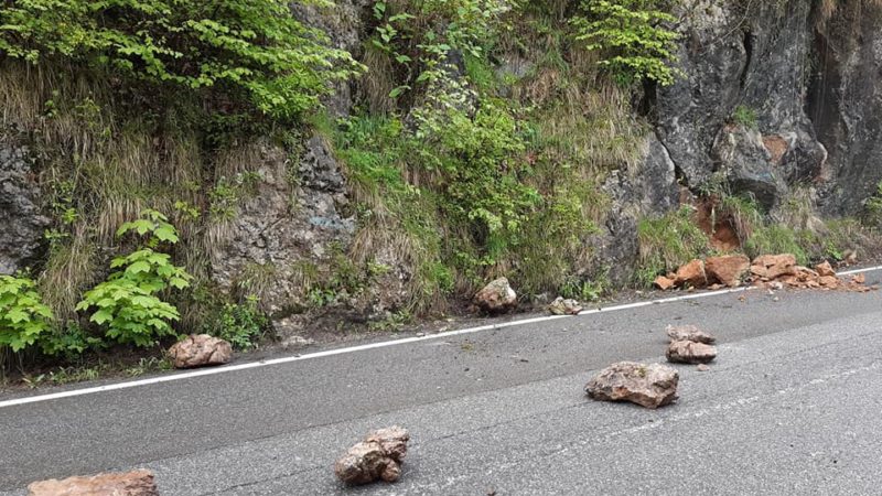 caduta massi mote pora3 800x450 1 caduta massi mote pora3 800x450 1