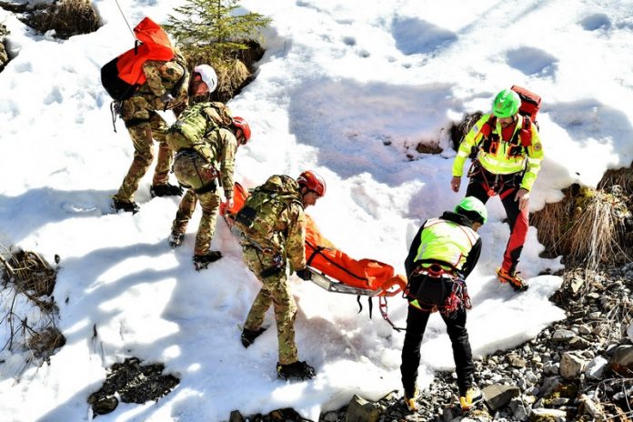 SOCCORSO ALPINO SOCCORSO ALPINO