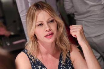Anna Falchi Il catcalling non e una molestia non mi da fastidio Anna Falchi Il catcalling non e una molestia non mi da fastidio