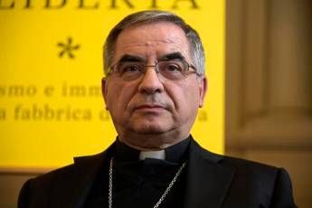 Conclave il passo indietro di Becciu Obbedisco al Papa non votero