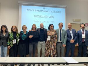 Direttivo AIS_sx-dx_Nicol Bronzini_Gea Ducci_Roberta Teresa De Rosa_Sonia Stefanizzi_Stefano Tomelleri_Alessandra Decataldo_Biagio Aragona_Massimo Pendenza_Ferdinando Spina