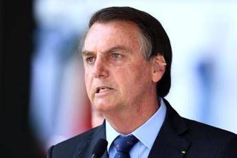 Brasile Bolsonaro verso riduzione pena deputati approvano disegno di legge