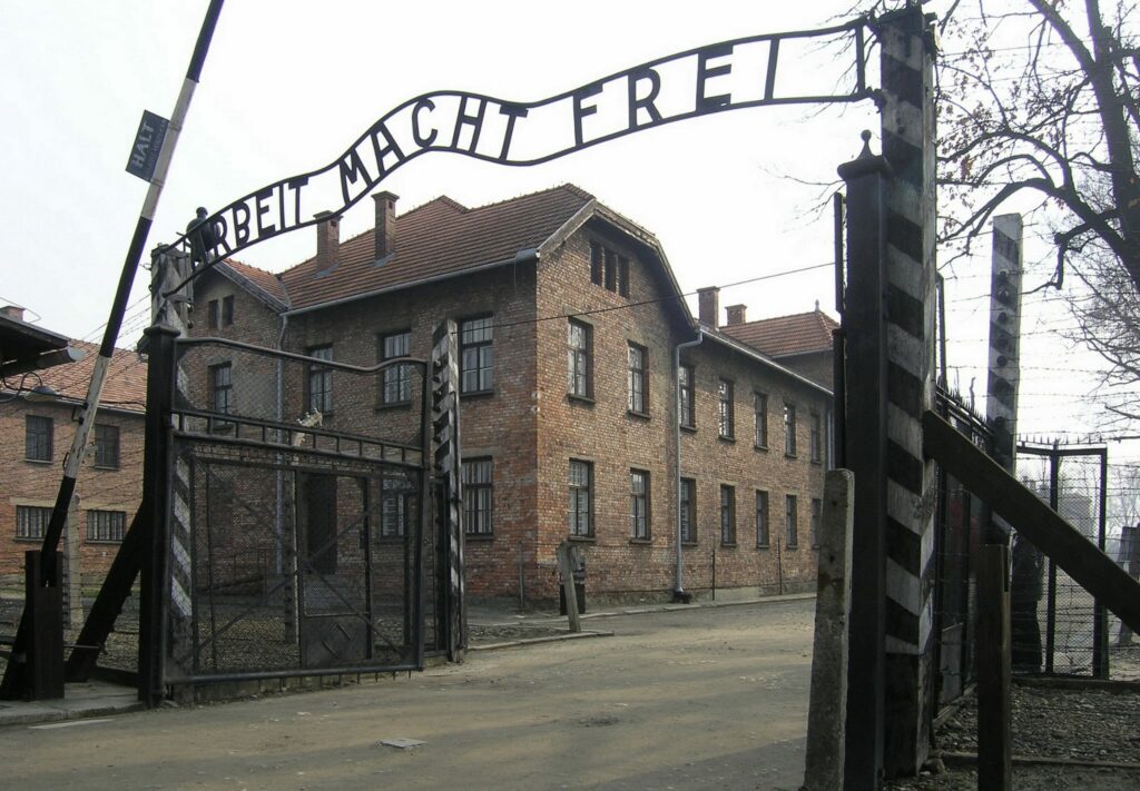auschwitz andata e ritorno