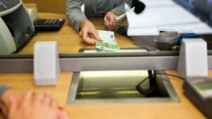 sportello banca colere