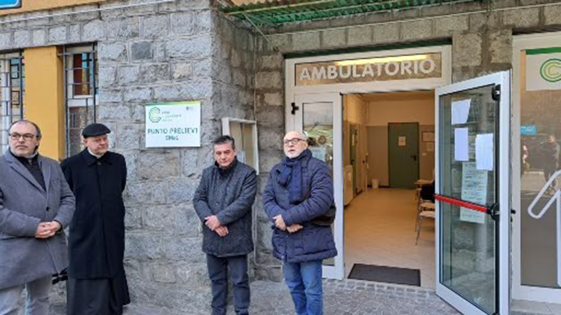 07a Un momento dellinaugurazione Nuovo Punto Prelievi presso Casa di Comunità di Cedegolo