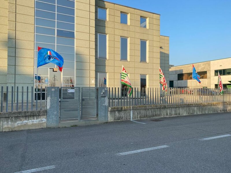 Nuovi scioperi alla System Plast di Telgate