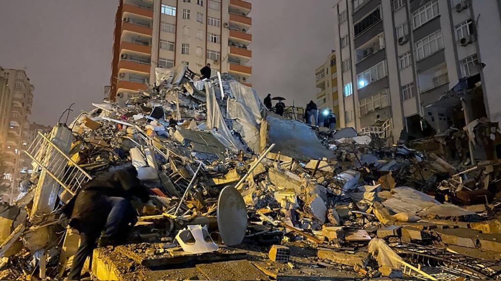 terremoto turchia Aiuti dalla Lombardia per la Turchia