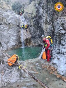 Formazione invernale per la Squadra Forra del CNSAS