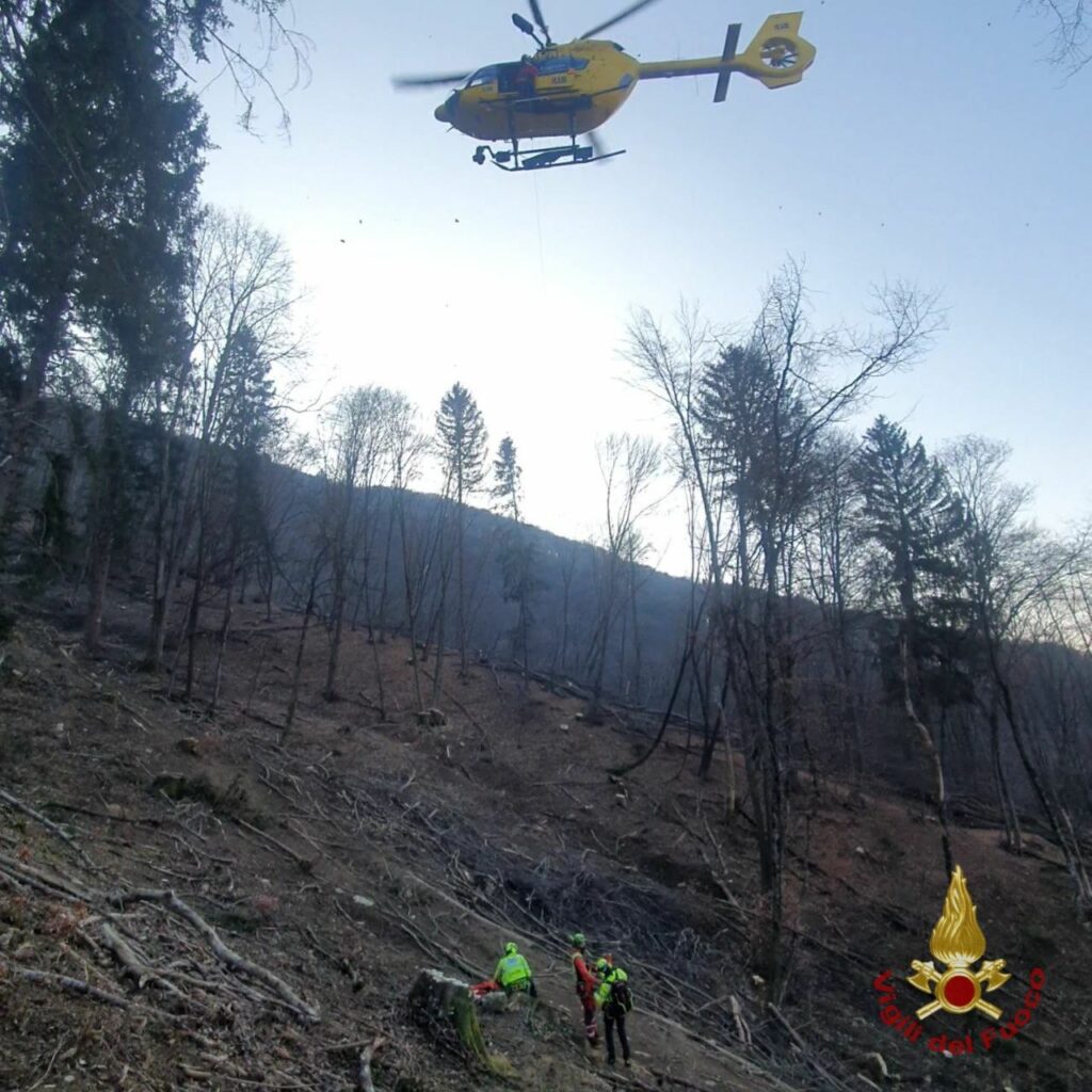 vigili del fuoco solto collina Vigili del Fuoco di Lovere intervengono per infortunio sul lavoro