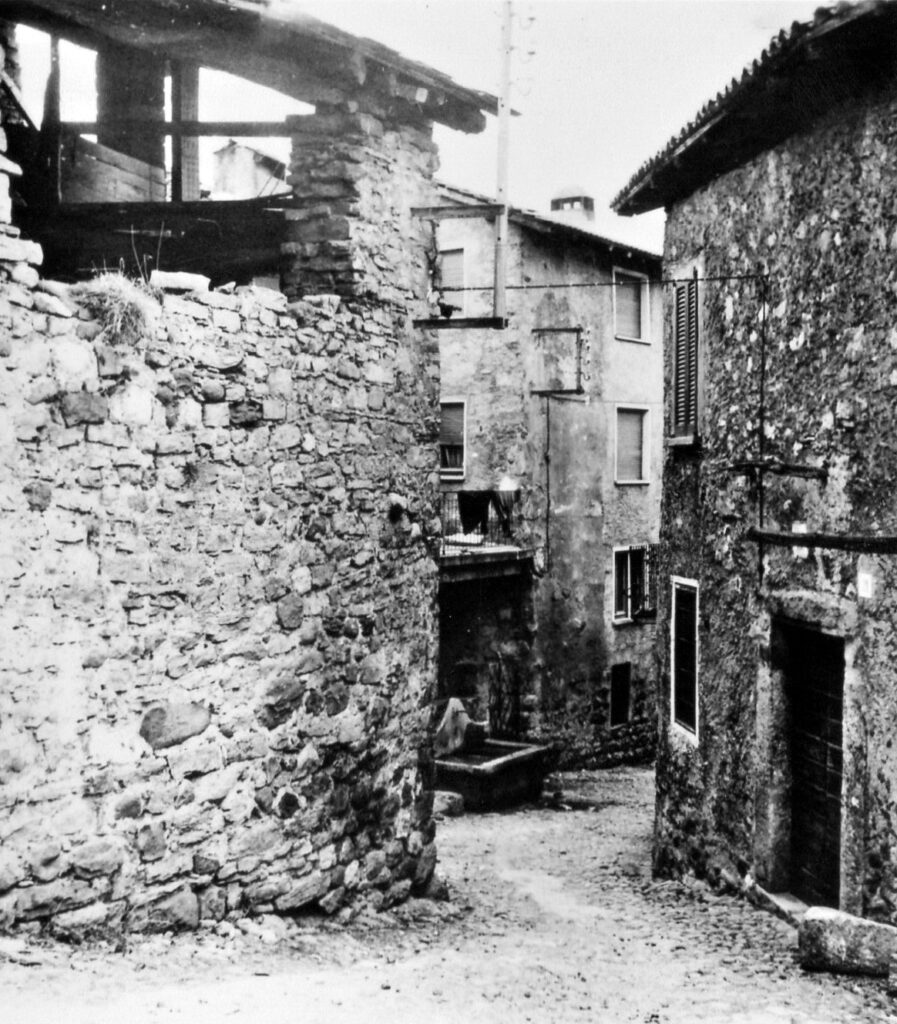 Esine 1949 Esine 1949