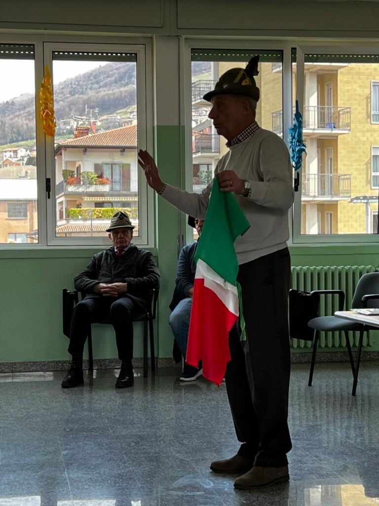 giornata tricolore leffe Giornata del Tricolore, a Leffe lezione con gli Alpini