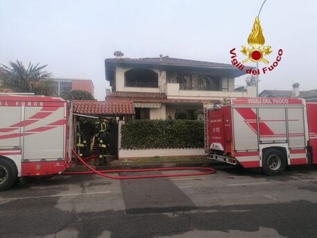 vigili fuoco vigili fuoco