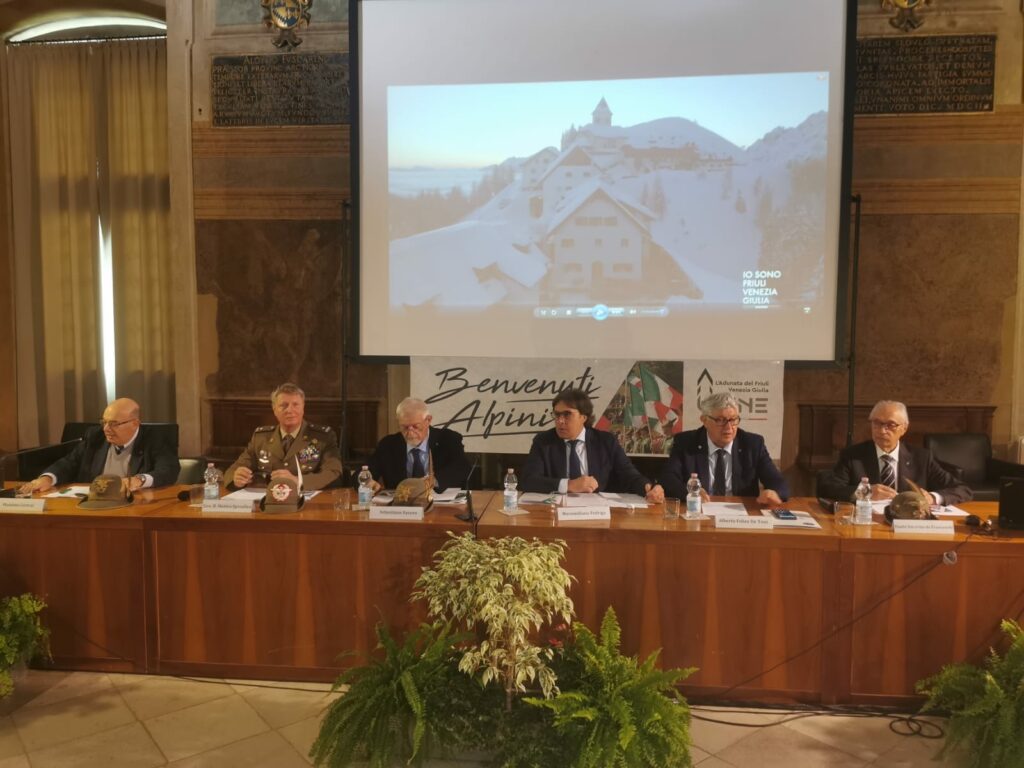adunata degli alpini a Udine Presentata la 94ª Adunata degli alpini a Udine