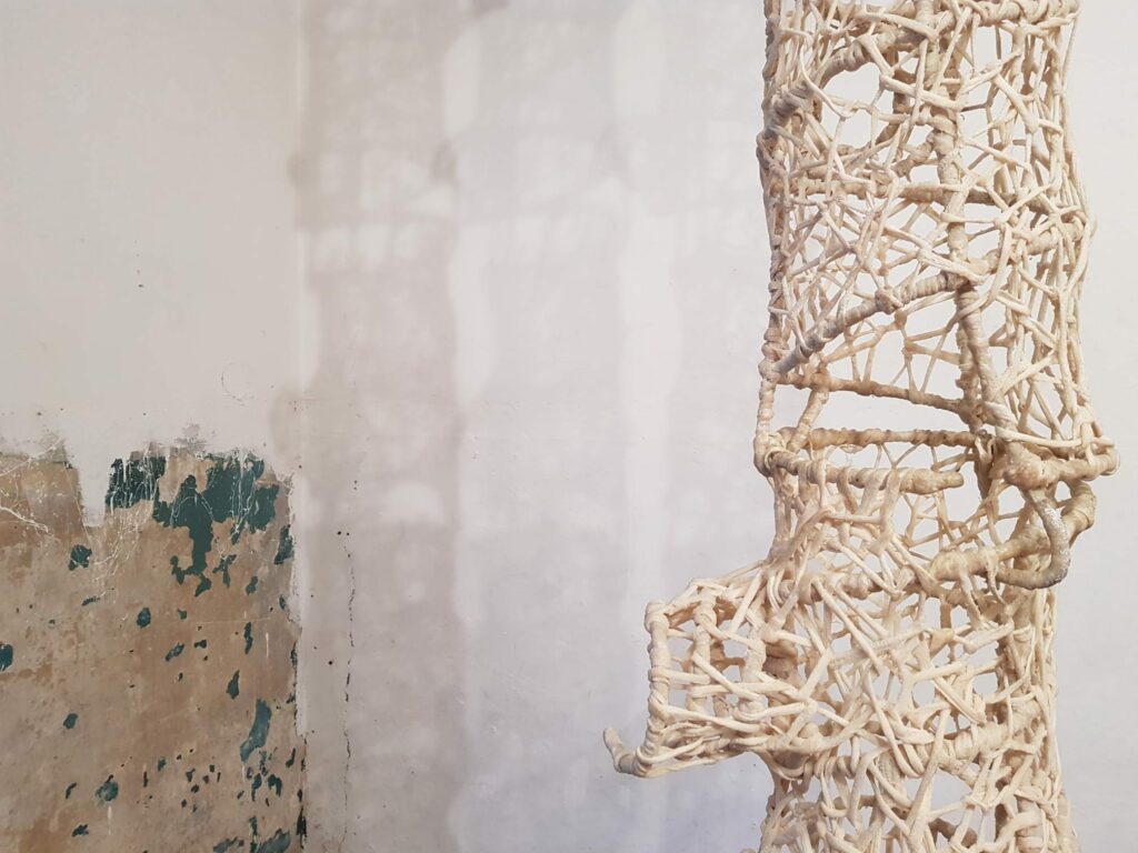 "PIENI DI VUOTO", A TORINO LA RICERCA ARTISTICA DI PATRIZIA BONARDI
