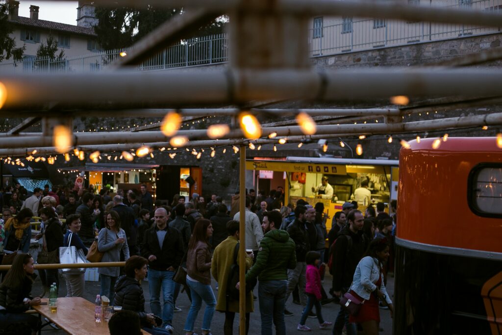 La sagra contemporanea ad Alzano Lombardo