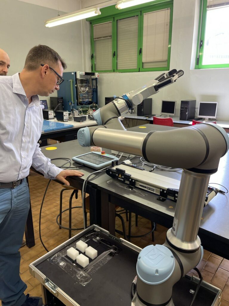 Con CFP Zanardelli la formazione certificata per l’uso dei Cobot