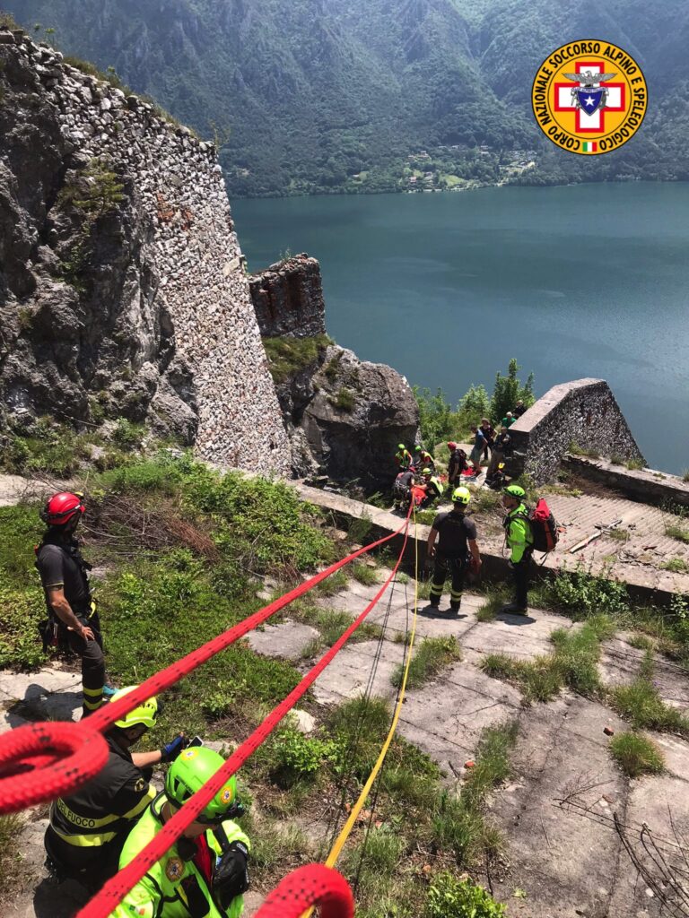Cnsas Anfo 1 Esercitazione di soccorso congiunto alla Rocca d'Anfo: un test di competenze in ambienti complessi