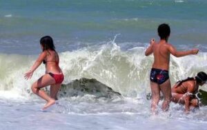 Lestate e lalimentazione dei bambini dai pediatri Bambino Gesu i consigli a tavola