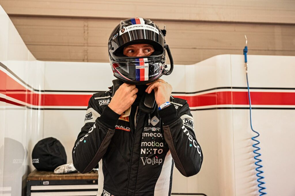 01. Milos Pavlovic Bonaldi Motorsport Bonaldi Motorsport scalda i motori per l'International GT Open al Paul Ricard