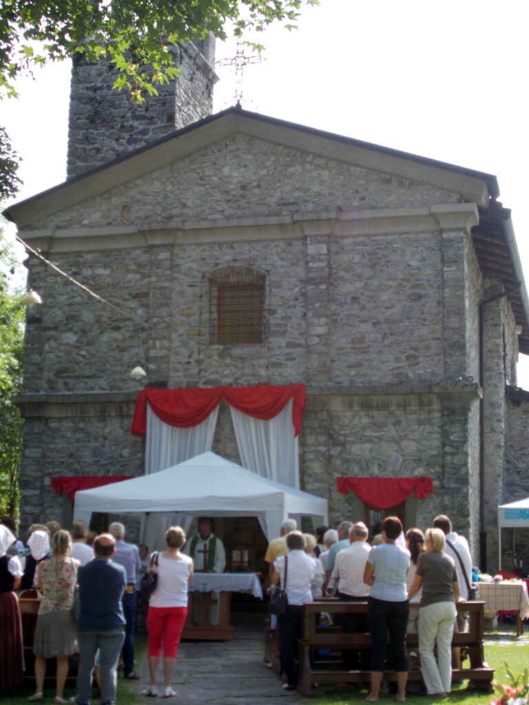 Pieve di Vilminore COLERE IN FESTA LA PARROCCHIALE PIU' ANTICA DELLA VALLE DI SCALVE