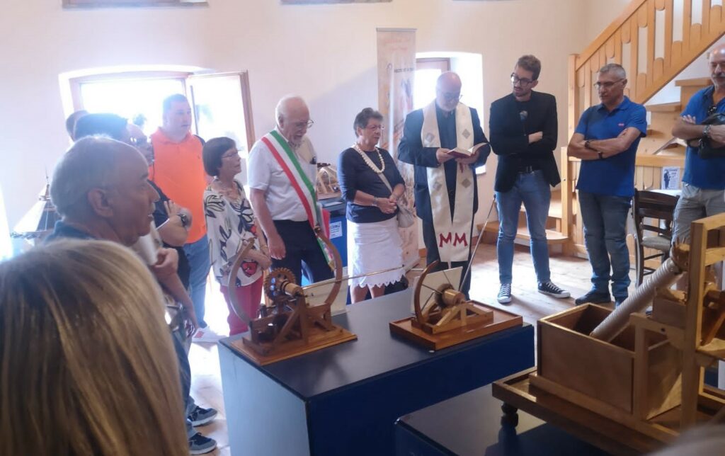 museo oneta leonardo AL MUSEO DI ONETA MOSTRA PERMANENTE DELLE MACCHINE DI LEONARDO