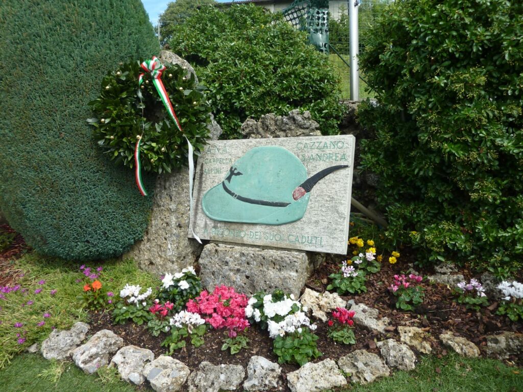 Alpini in festa a Cazzano S,Andrea per i 40 anni della Cappelletta