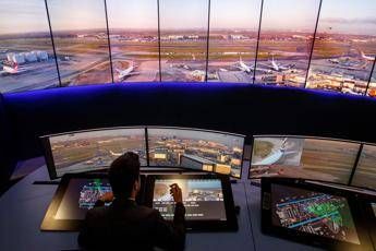 Cyberattacco contro aeroporti europei colpiti Bruxelles Berlino e Heathrow a Londra Cyberattacco contro aeroporti europei colpiti Bruxelles Berlino e Heathrow a Londra