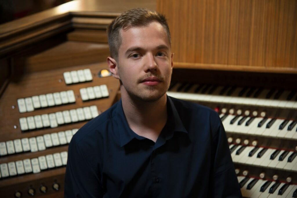 Gabriele Agrimonti in concerto, a Semonte una star del panorama organistico