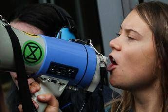 Greta Thunberg blocca raffineria in Norvegia Il petrolio e morte 1