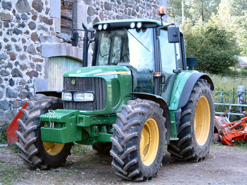 John Deere 6320 tracteur agricole scaled John Deere 6320 tracteur agricole scaled