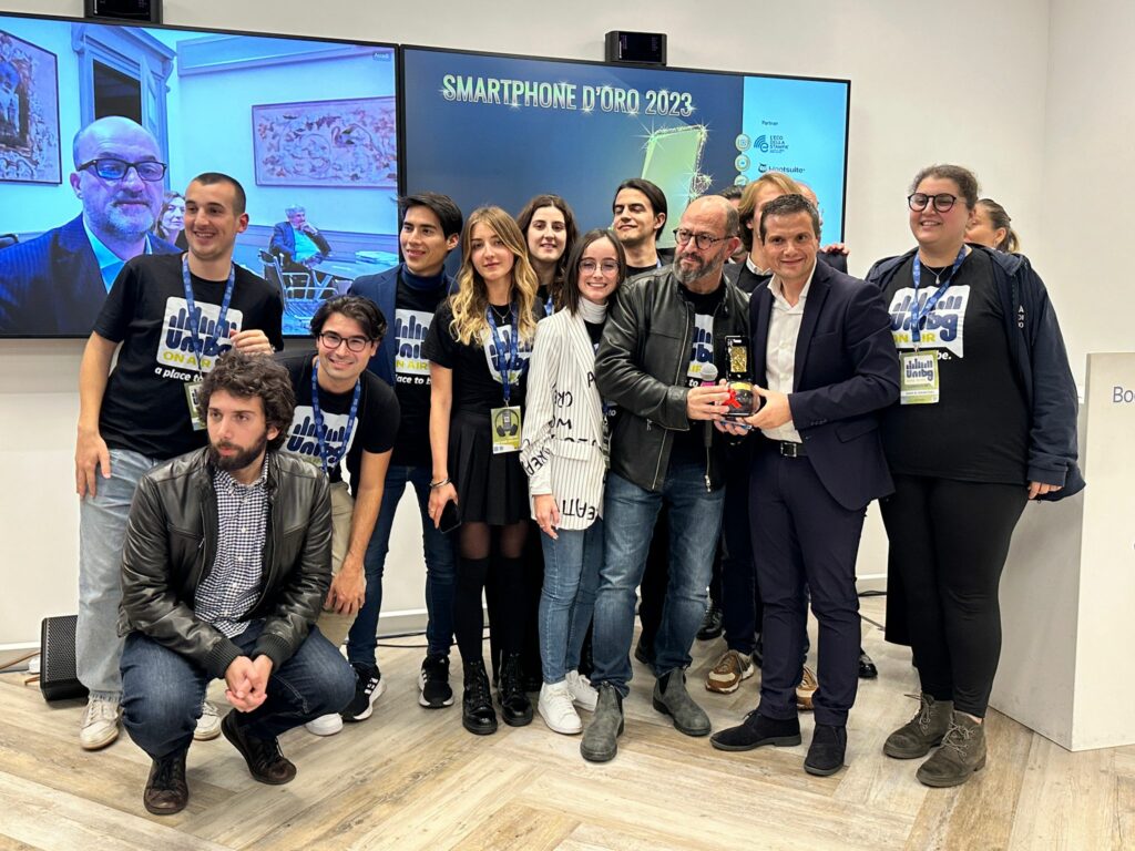 01. Team UniBg on air vincitori Smartphone dOro UNIBG ONAIR VINCE LO SMARTPHONE D’ORO 2023