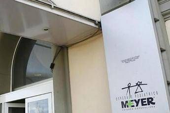 Firenze bambina di quasi 2 anni in fin di vita per il morbillo