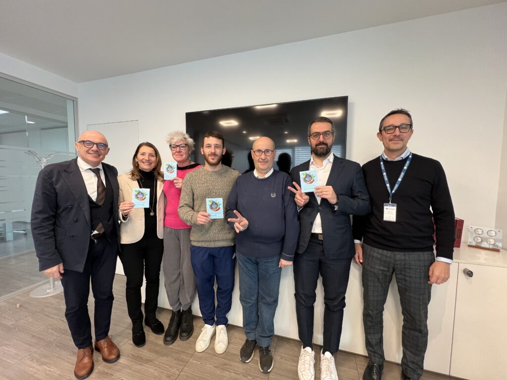 Imprese a cui e stato consegnato il marchio Imprendigreen con direttore Fusini e Comotti 1 1 Imprendigreen 2023: consegnati i riconoscimenti ad otto aziende bergamasche del terziario