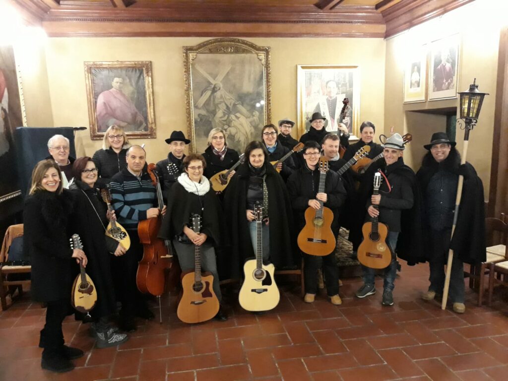 nedie dela pastorela NELLA NOTTE DI NATALE TORNANO A GANDINO LE NENIE DELLA PASTORÈLA