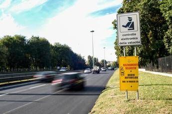Autovelox Codacons avverte Da ottobre rischio spegnimento in tutta Italia Autovelox Codacons avverte Da ottobre rischio spegnimento in tutta Italia