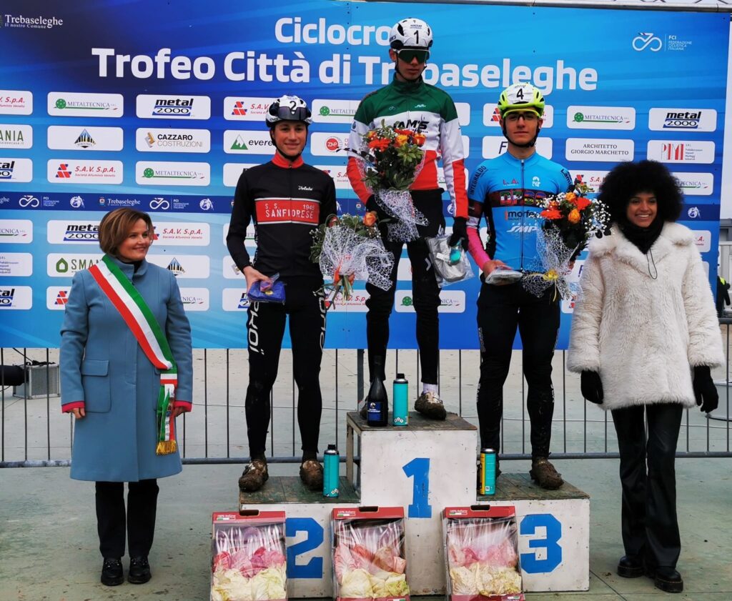 Gregorio Acquaviva terzo a Trebaseleghe tra gli Allievi del 2° anno TEAM RELAY: I GIOVANI DELLA DP66 CHIUDONO AL TERZO POSTO