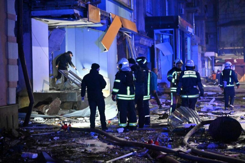 Ucraina raid di droni russi in tutto il Paese diverse vittime. Trump Situazione difficile