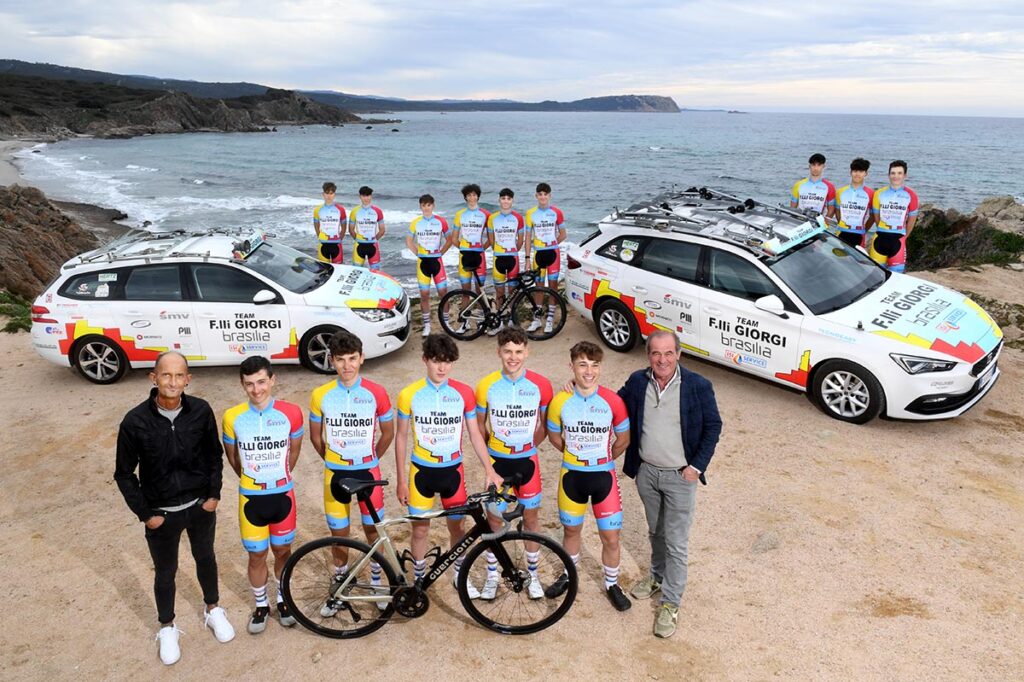 TEAM GIORGI BRASILIA ISI SERVICE 2024 3 Team F.lli Giorgi 2024: ritiro e foto ufficiali in Sardegna