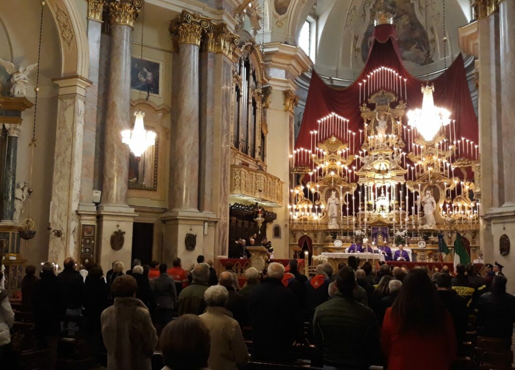 sacro triduo leffe Sacro Triduo, torna l’apparato nella chiesa parrocchiale di Leffe