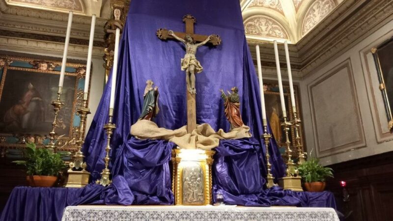 crocifisso Fantoni scaled Torna in chiesa a Barzizza il Crocifisso Fantoniano