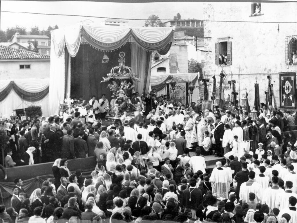 madonnina leffe LEFFE IN FESTA PER LA MADONNINA, NEL RICORDO DELL’INCORONAZIONE