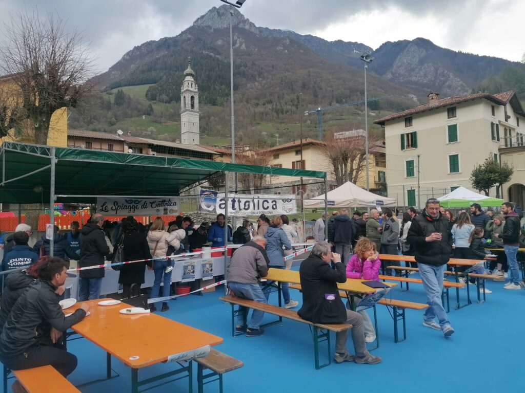 Cattolica Meets Ardesio tavolata 2 Aperitivo con Cattolica: ValSeriana e Val di Scalve alla scoperta dei sapori della Romagna
