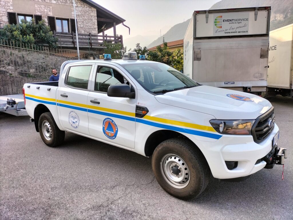 PRESENTAZIONE AUTOMEZZI PROTEZIONE CIVILE G.I.Co.M.