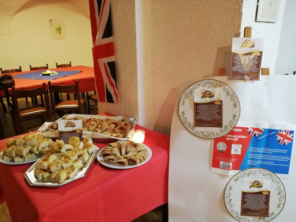 speak n drink 1 SPEAK 'N DRINK, A CASNIGO L'APERITIVO È IN LINGUA INGLESE