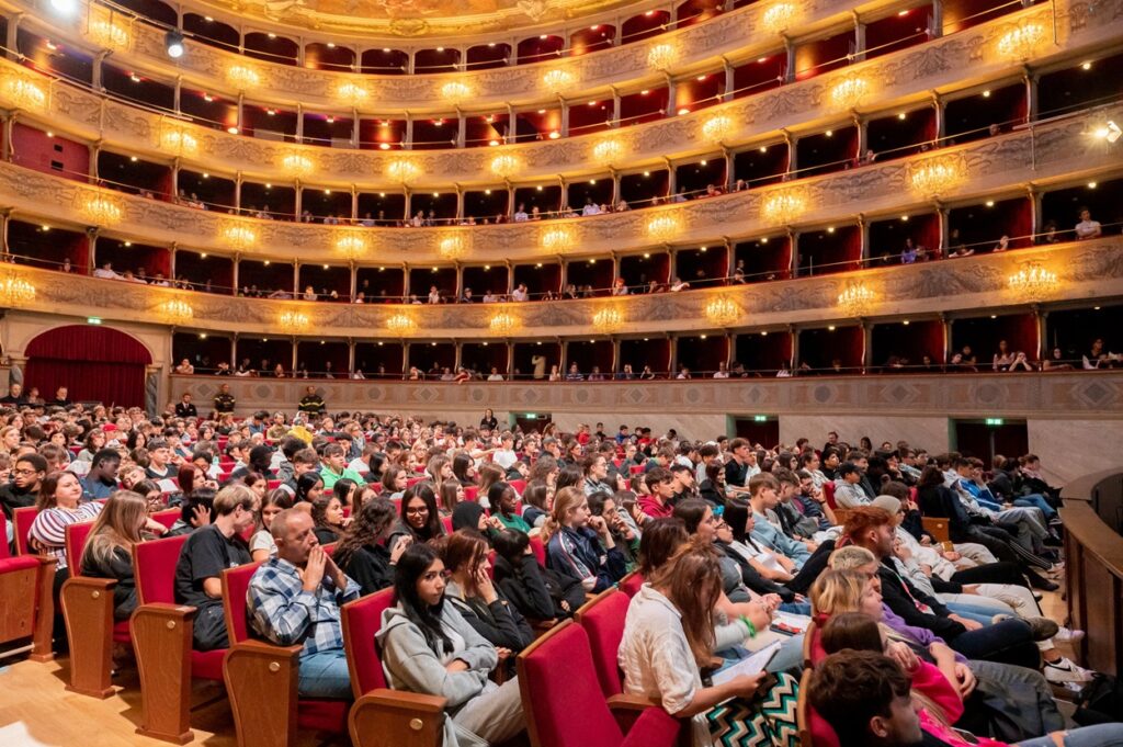 “IL PICCOLO COMPOSITORE ACADEMY” CHIUDE LE ATTIVITÀ DONIZETTIEDUCATION 2023/2024 CHE SUPERANO LE 9.500 PRESENZE
