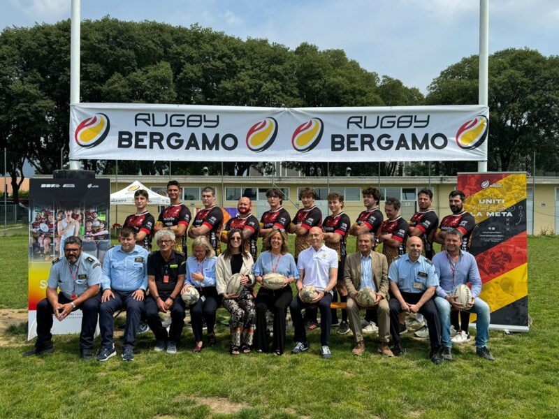 “NON VIAGGIARE SCOPERTO!”: ATB E TEB SCENDONO IN CAMPO CON IL RUGBY BERGAMO PER CONTRASTARE L’EVASIONE TARIFFARIA