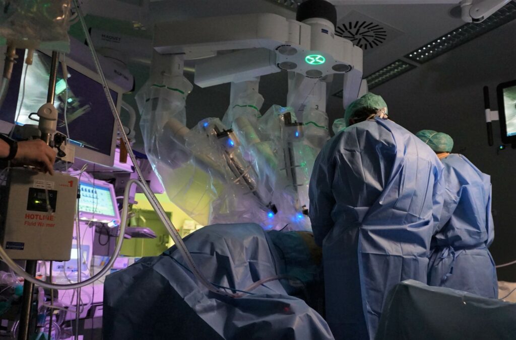 Urologia robot 3 rev Urologia robot 3 rev