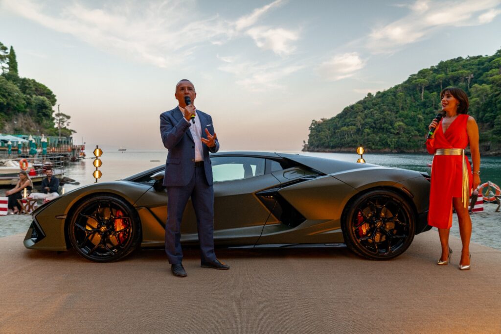 03. Michele Brusa e Manuela Boselli Evento Lamborghini Revuelto a Paraggi Lamborghini Milano LAMBORGHINI MILANO PORTA INNOVAZIONE E POTENZA IN RIVA AL MARE
