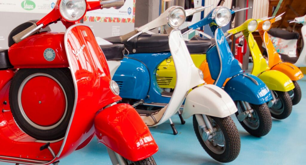DOMENICA 1 SETTEMBRE CE CAZZANO IN VESPA DOMENICA 1 SETTEMBRE CE CAZZANO IN VESPA
