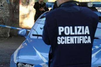 Pisa guardia giurata uccide la compagna e si suicida Pisa guardia giurata uccide la compagna e si suicida